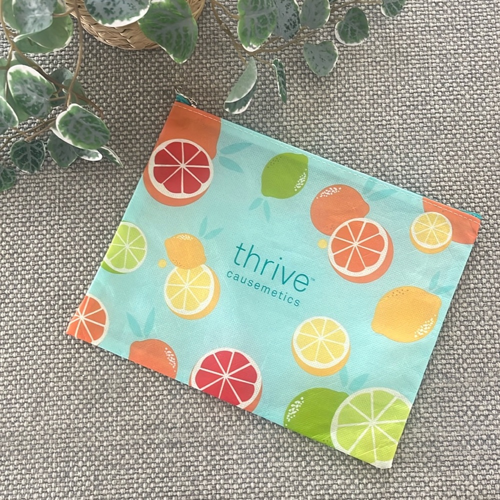 Thrive Causemetics Glow Getter Makeup Bag